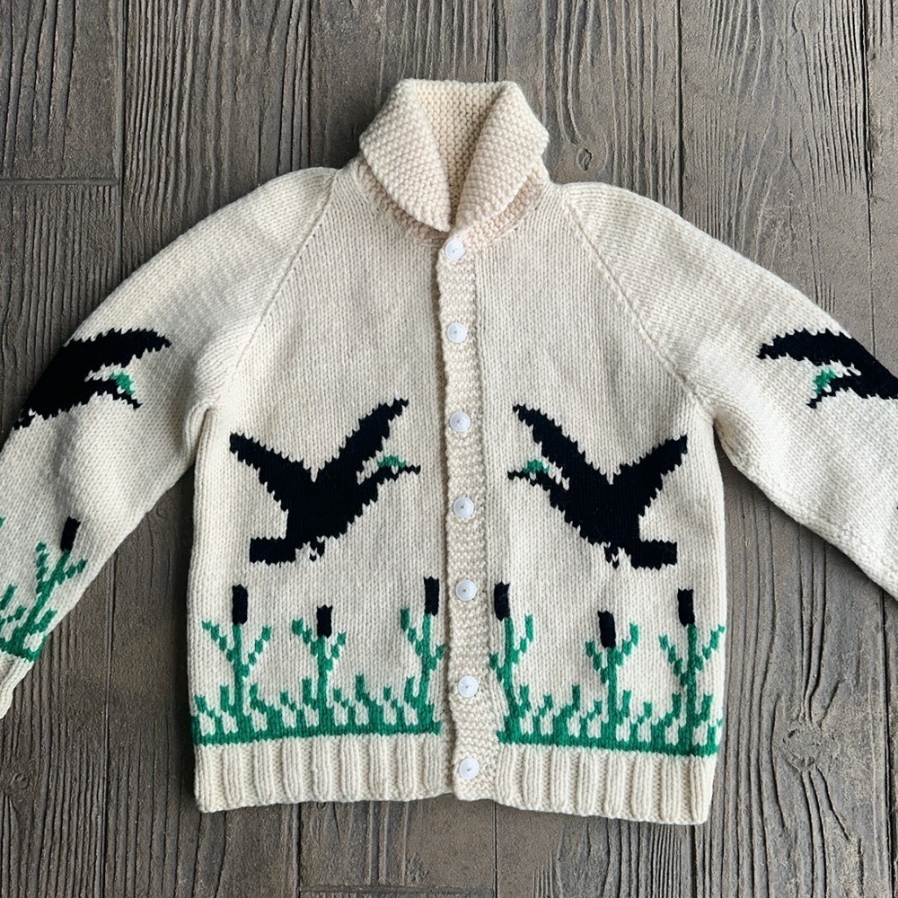 Vintage Handknitted Cowichan Duck and Cattails Wool Cardigan Sweater Men XL